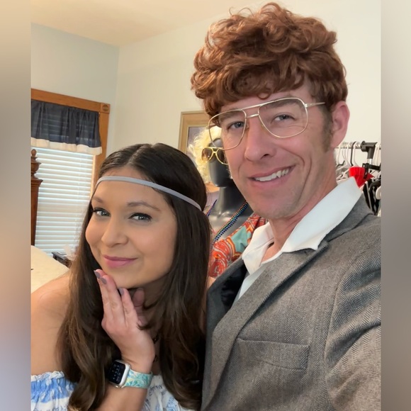 SheSellResale is LIVE! $3 Fast & Fabulous Train! Plus a $25 Poshmark Gift card! - Picture 3 of 14